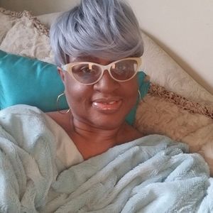 Meet your Posher, Melba